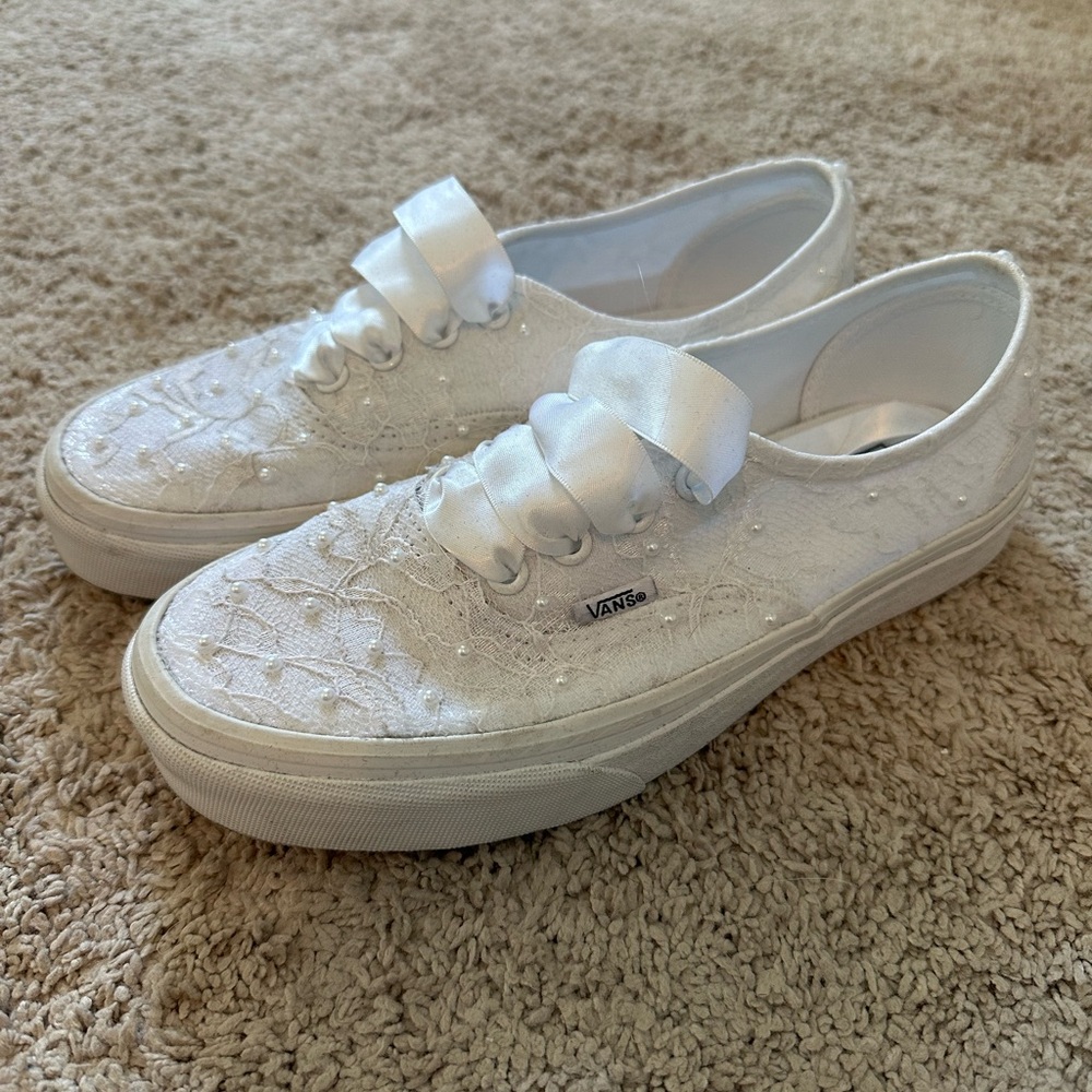 Bridal Vans 🤍